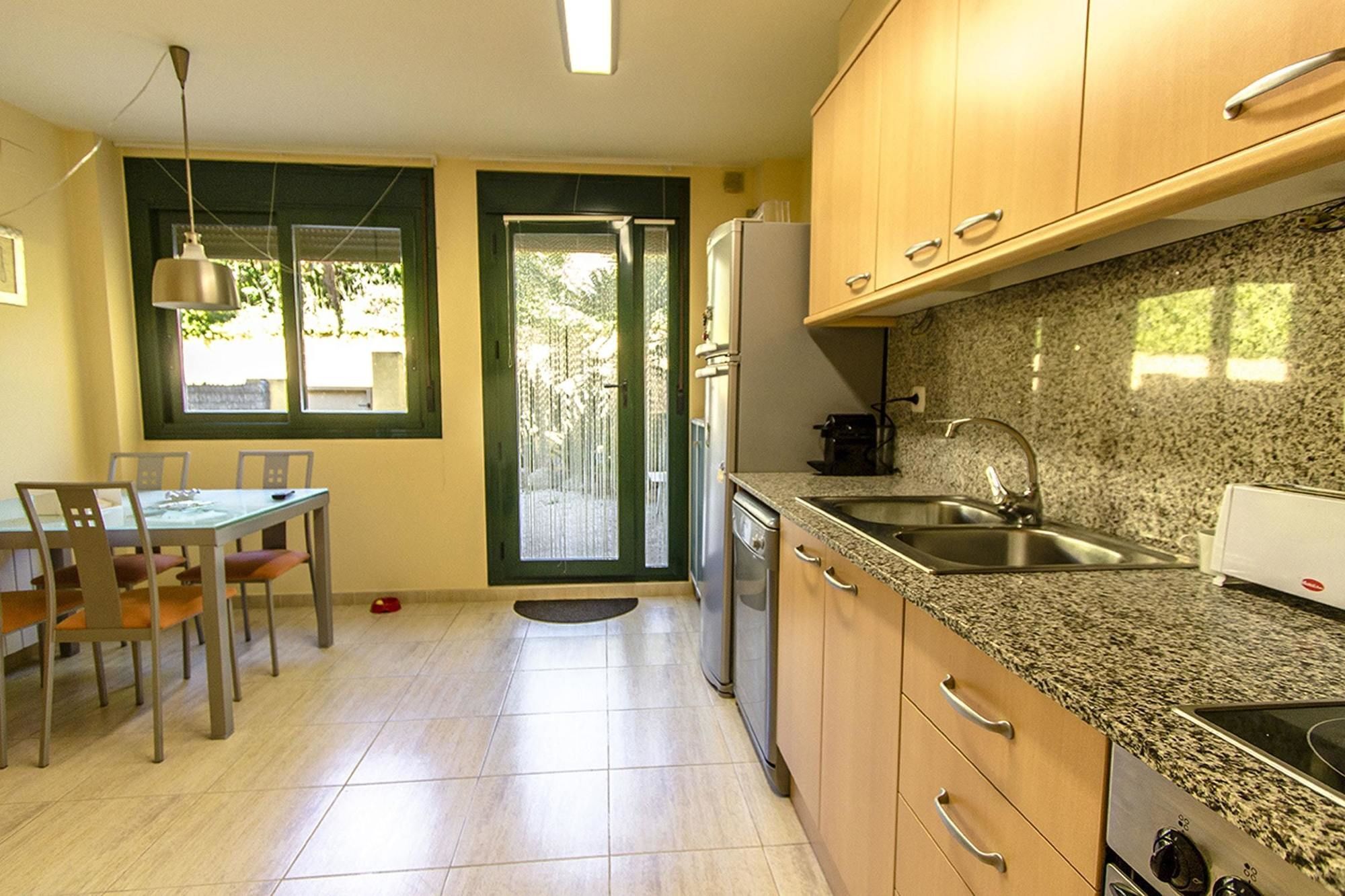 House With 3 Bedrooms In Tarragona, With Pool Access, Enclosed Garden Tarragona